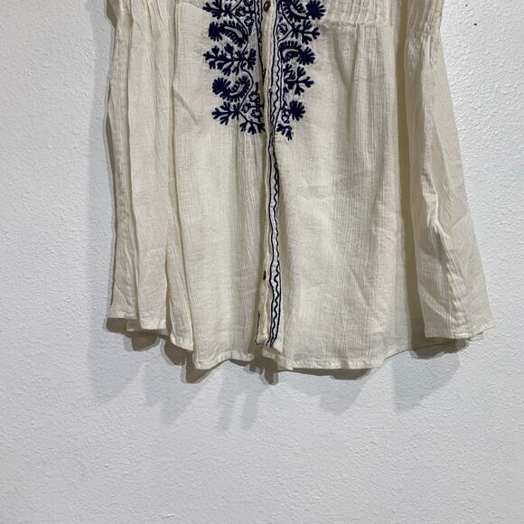 Joie White Blue Embroidered Sleeveless Button Down Blouse Sz M - Picture 4 of 12